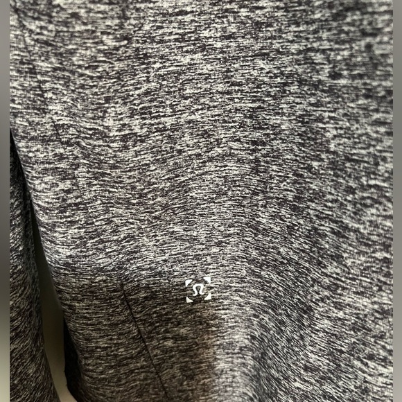 Lululemon Surge Warm Gray Long Sleeve DH. - Picture 15 of 16